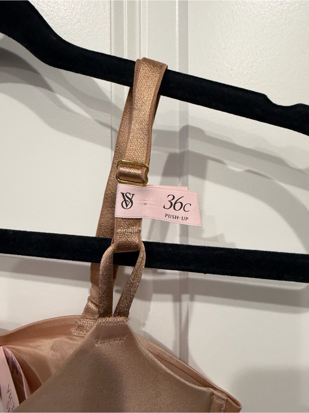 Victoria's Secret Bombshell Push-Up Bra - Picture 3 of 5